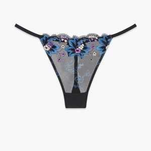 NWT Savage X Fenty Embroidered Wallflower G-String
